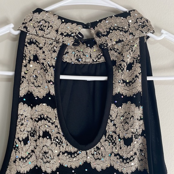 Dress Barn High Neck Sparkly Sleeveless Top - Picture 3 of 4